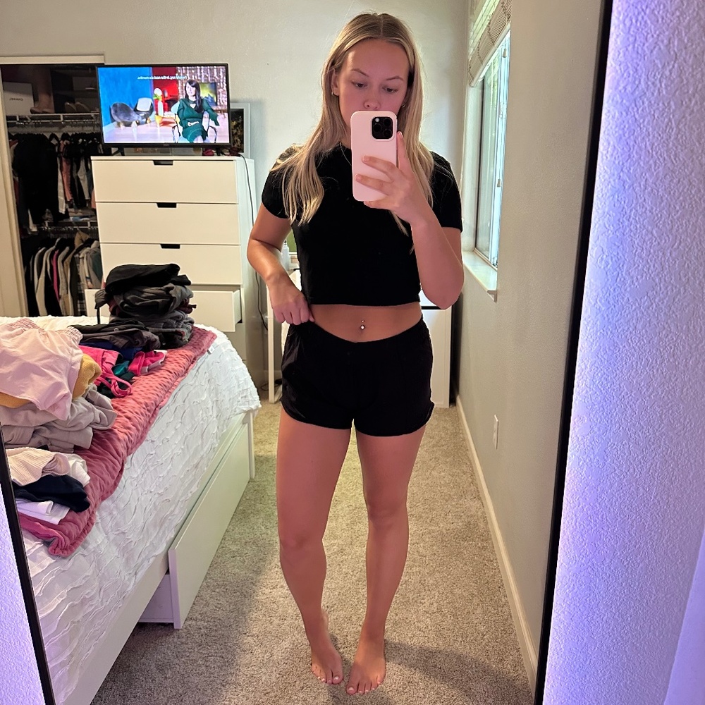 Hot Hot Lululemon shorts 2.5'' inseam